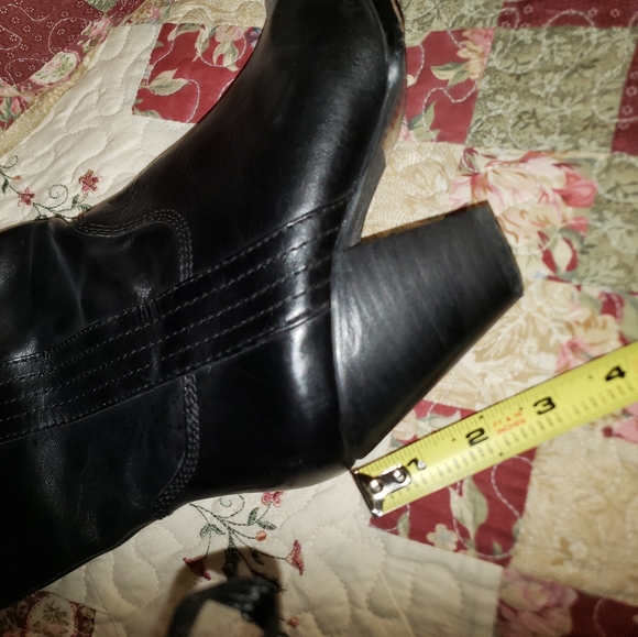 Arturo Chiang Black Boots - Picture 4 of 9